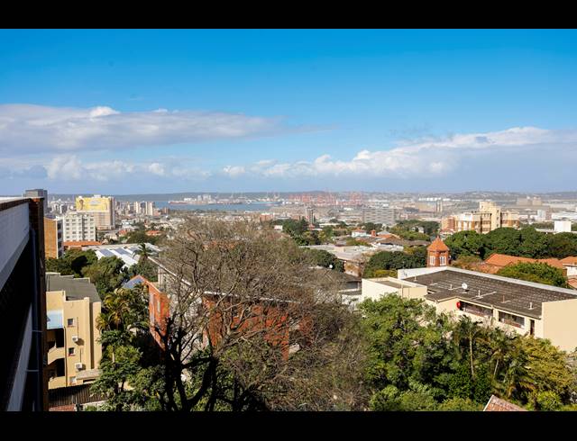 1.5 BEDROOM APARTMENT FOR SALE IN GLENWOOD
